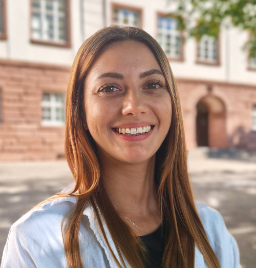 Frau Becker